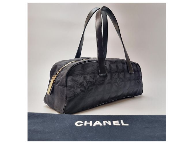 Chanel Nuova borsa da bowling con logo CC da viaggio Nero - vista 5