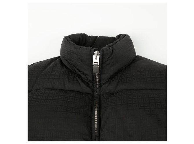 Givenchy Size Motif Zip-Up Padding Black - view 3