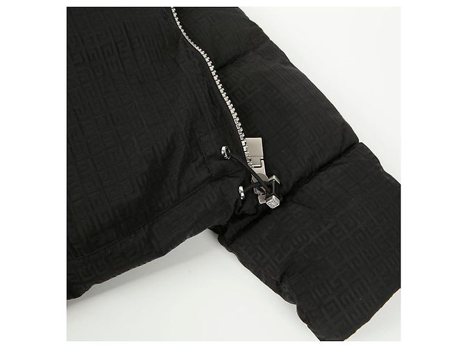 Givenchy Size Motif Zip-Up Padding Black - view 7