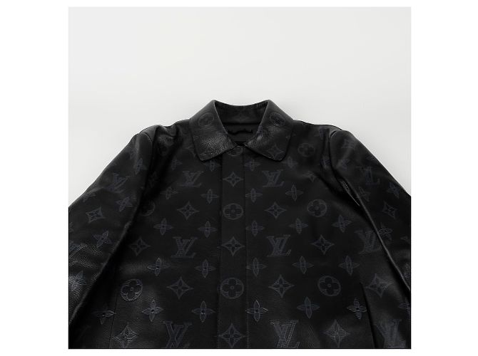 Louis Vuitton Chaqueta Monogram Shadow Tamaño Negro - vista 4
