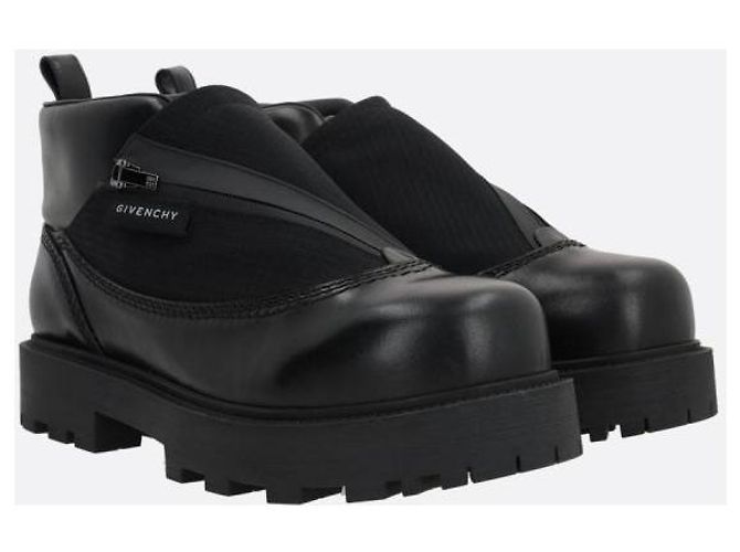 Givenchy Storm Leather Ankle Boots Black - view 4