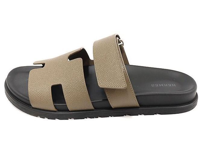 Hermès Sandali da uomo in pelle Chypre Etoupe Appson Marrone - vista 5