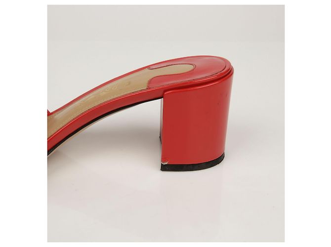 Salvatore Ferragamo Offene Vara Sandalen Größe Rot - Ansicht 10