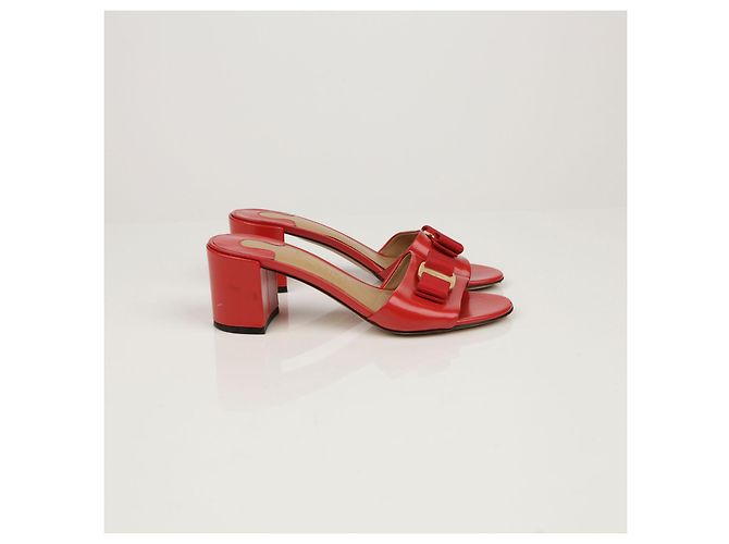 Salvatore Ferragamo Offene Vara Sandalen Größe Rot - Ansicht 2