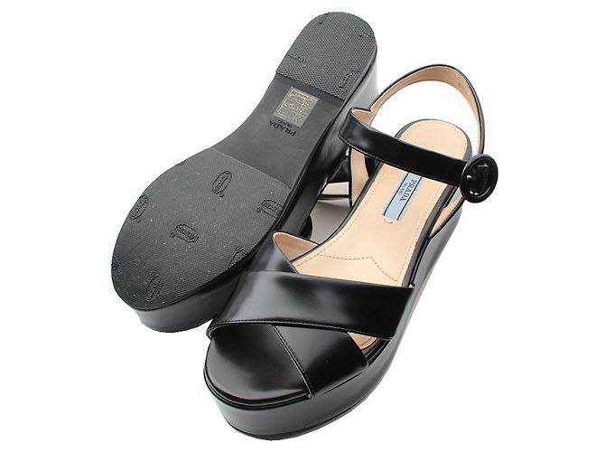 Prada Schwarze Plateausandalen - Ansicht 3