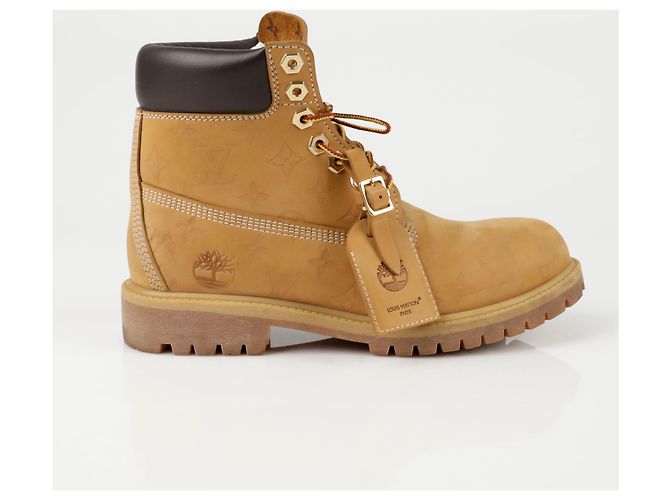 Louis Vuitton Timberland Ankle Boots Size Brown - view 2