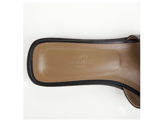 Hermès Oran Sandalen Schwarz - Ansicht 14