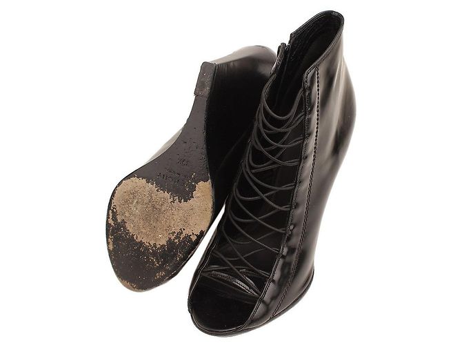 Givenchy Schwarze Schnürstiefeletten mit Keilabsatz - Ansicht 4