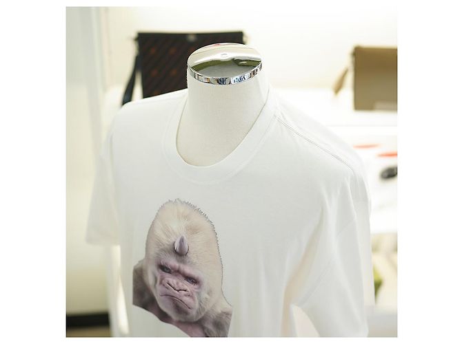 Burberry Herren T-Shirt mit kurzen Ärmeln aus Baumwolle in optischem Weiß mit Druck - Ansicht 11