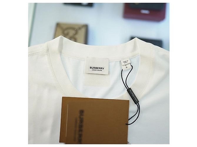 Burberry Herren T-Shirt mit kurzen Ärmeln aus Baumwolle in optischem Weiß mit Druck - Ansicht 20
