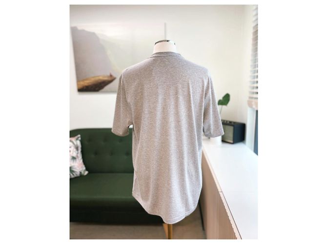 Burberry Grau gesticktes Logo T-Shirt Rot - Ansicht 7