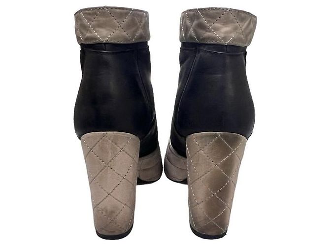 Chanel Botín de mujer acolchado con tacón Castaño - vista 4