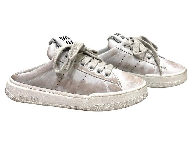 Miu Miu Sneakers in pelle sbiancata per donne bianche Bianco - vista 2