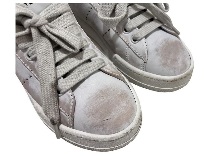 Miu Miu Sneakers in pelle sbiancata per donne bianche Bianco - vista 7