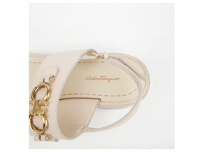Salvatore Ferragamo Sandalias con Decoración Double Gancio Castaño - vista 11