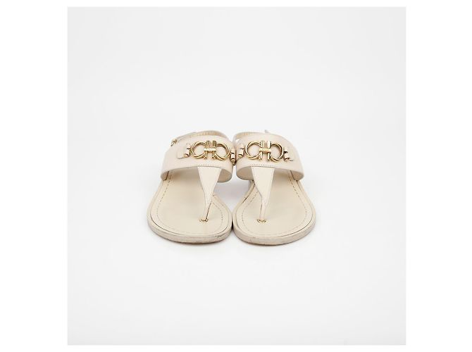 Salvatore Ferragamo Sandalias con Decoración Double Gancio Castaño - vista 3