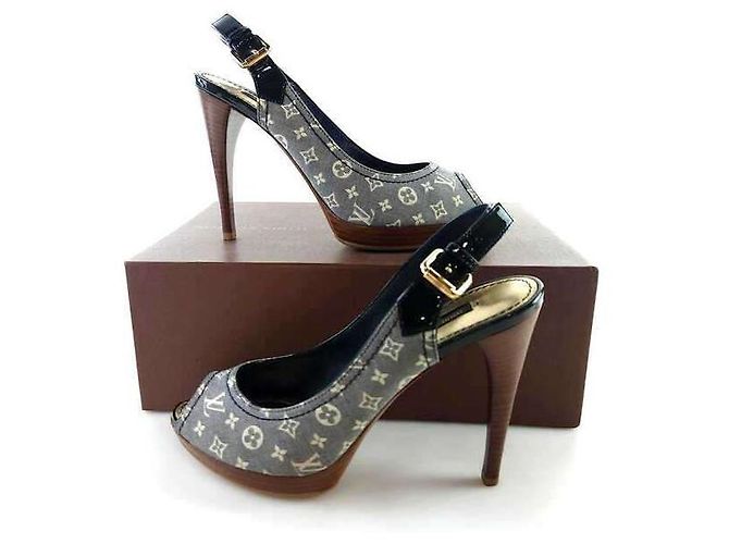 Louis Vuitton Sandali con tacco in denim monogram Blu - vista 2