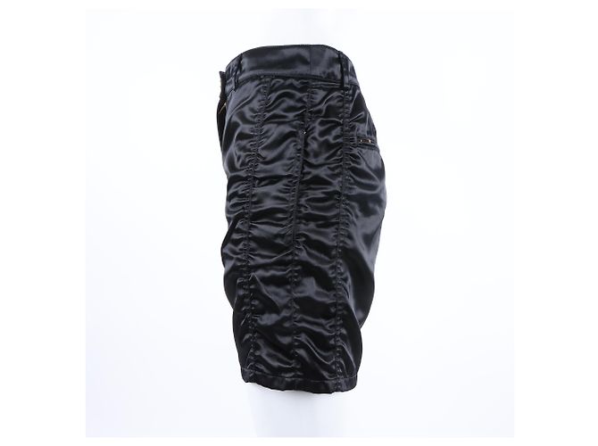 Pantalones cortos Chanel Negro - vista 2