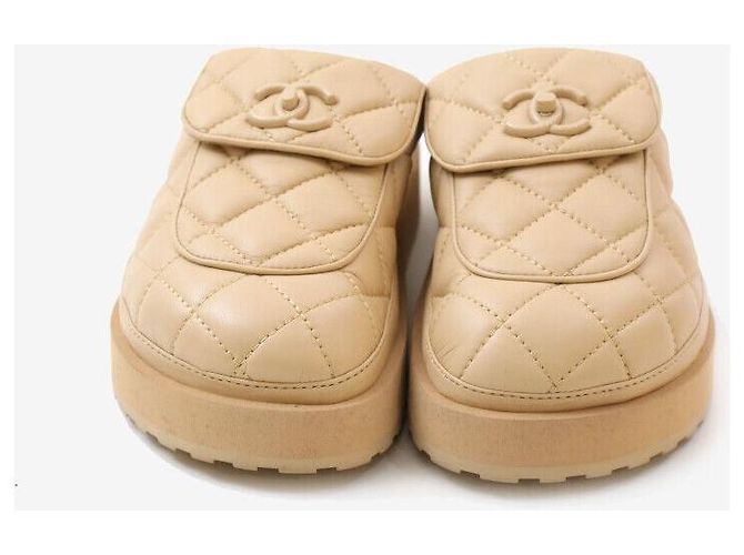 Chanel Sneakers Mule Trapuntate con Chiusura Beige Marrone - vista 2