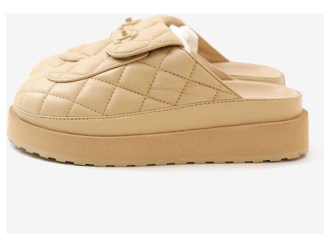 Chanel Sneakers Mule Trapuntate con Chiusura Beige Marrone - vista 3