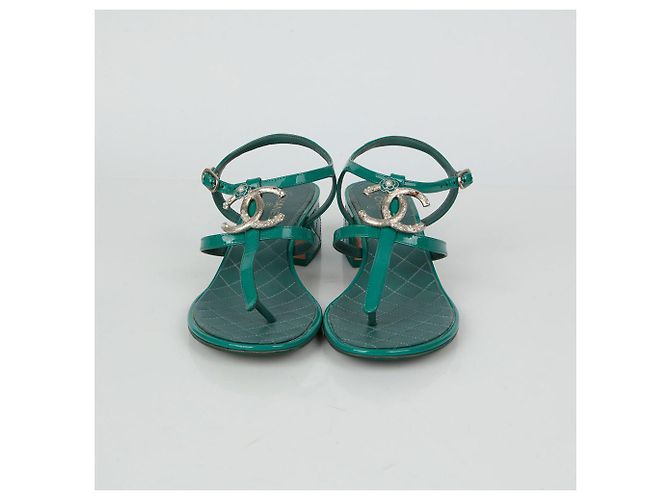 Chanel Sandali con cinturino logo CC Taglia Verde - vista 3