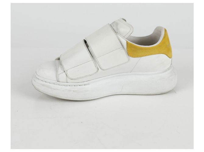 Alexander Mcqueen Sneakers Velcro Oversize Bianco - vista 3