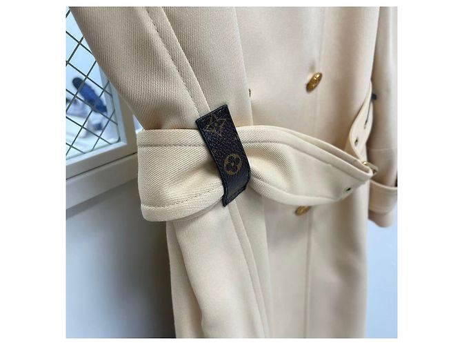Louis Vuitton Trench coat con cuello y cinturón Castaño - vista 4
