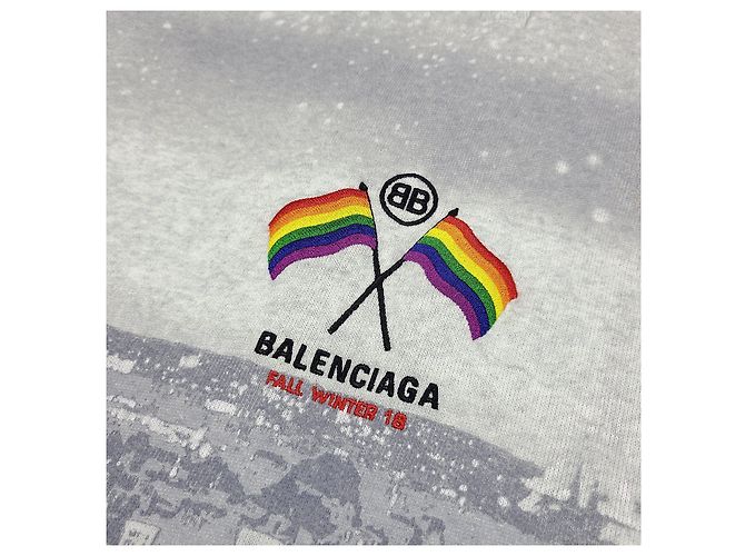 Day Balenciaga Oversized Hybrid Anorak T-Shirt Regenbogenflagge Braun - Ansicht 3