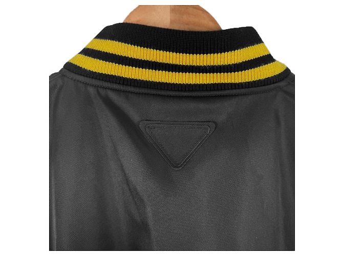 Prada Giacca Bomber Varsity in Re-Nylon con Patch Logo da Uomo Nera Nero - vista 10