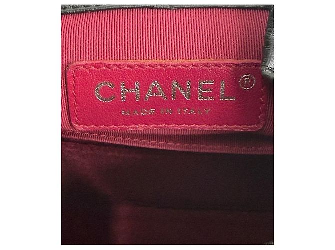Chanel Schwarzer Leder Gabrielle Rucksack - Ansicht 12