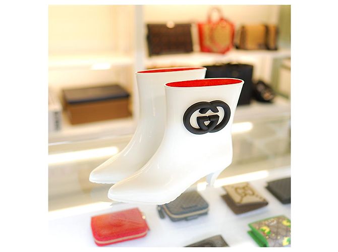Gucci Stivali da pioggia da donna in gomma bianchi Bianco - vista 3