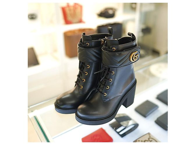 Gucci Botas de cuero acolchadas para mujer negras Negro - vista 3