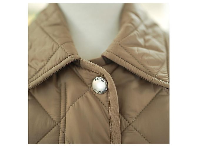 Burberry Dalry gesteppte Jacke aus Polyester in Camel, leichtes Essentials Braun - Ansicht 11