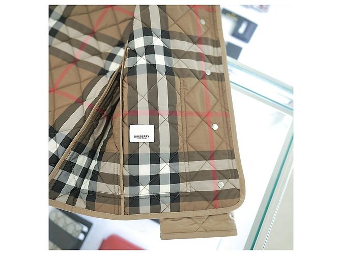 Burberry Dalry gesteppte Jacke aus Polyester in Camel, leichtes Essentials Braun - Ansicht 16