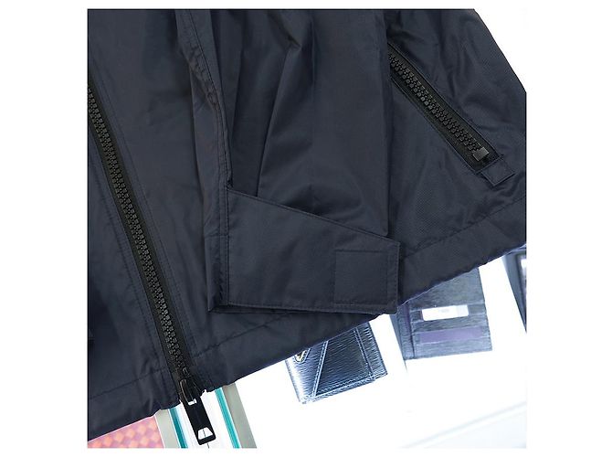 Burberry Giacca a vento con cappuccio da donna Winchester in nylon blu navy - vista 29