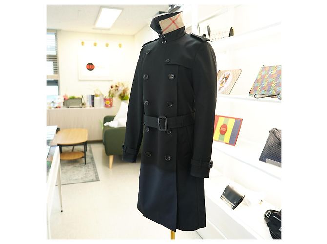 Burberry Abrigo Trench Largo HARBOURNE NEGRO - vista 3