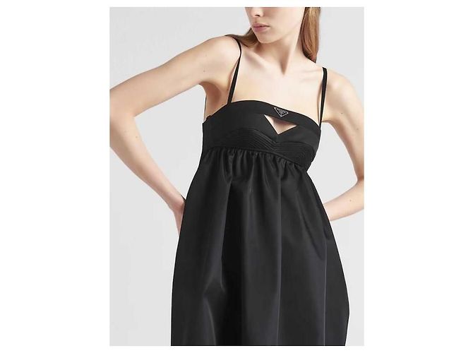 Double Prada Mini-Kleid aus recyceltem Nylon mit doppelter Tasche - Ansicht 6