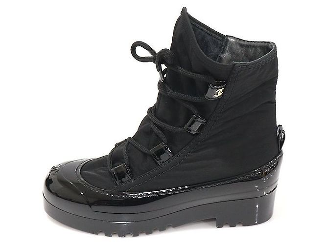 Chanel Stivali da neve con lacci da donna in nylon lucido nero con piattaforma - vista 4