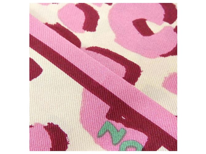 Foulard in seta rosa Louis Vuitton - vista 3