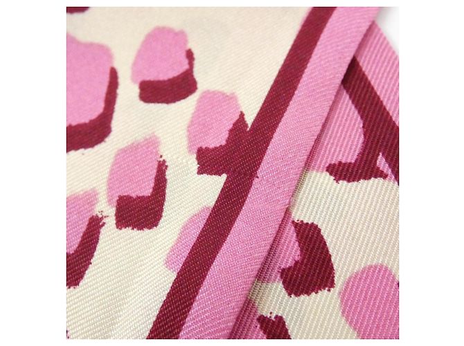 Foulard in seta rosa Louis Vuitton - vista 5