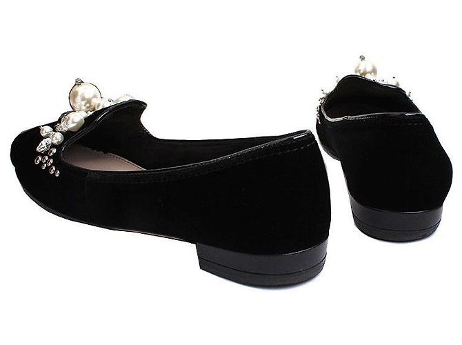 Miu Miu Mocassini in velluto nero con perle - vista 4