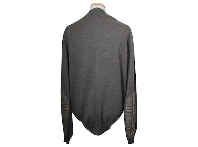 Burberry Pullover aus 100% Schurwolle in Olivgrün - Ansicht 2