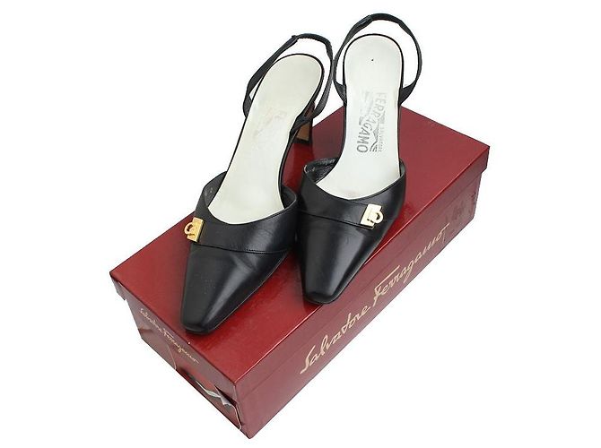 Salvatore Ferragamo Schwarze Gancini Slingback-Schuhe - Ansicht 5