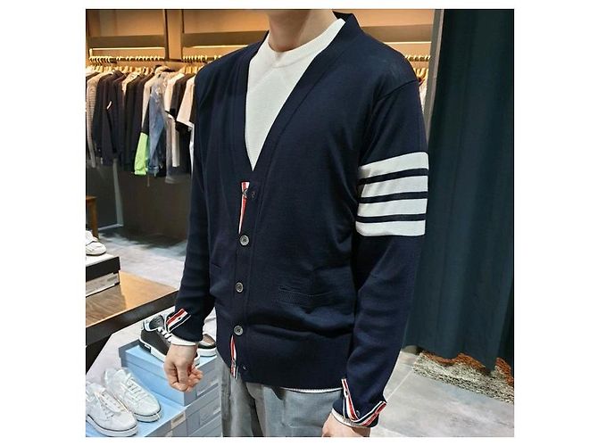 Thom Browne Cardigan in lana merino a righe diagonali blu navy - vista 13