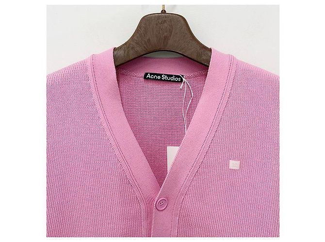 V-Ausschnitt Cardigan aus Bio-Baumwolle mit Acne-Logo - Cameo Pink - Ansicht 3
