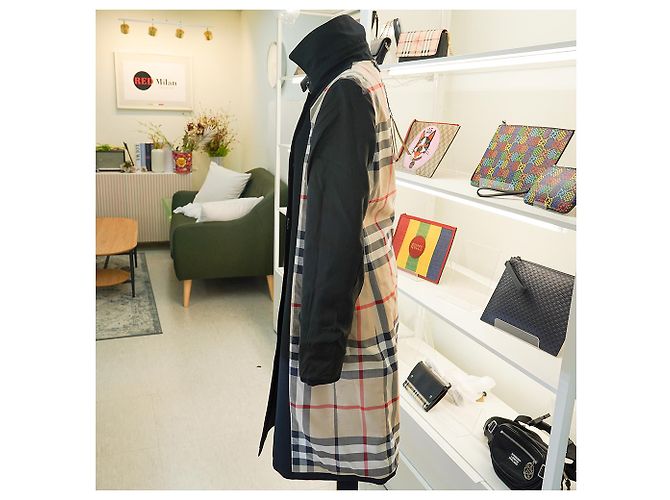 Abrigo Trench Largo Harbourne Burberry Negro - vista 16