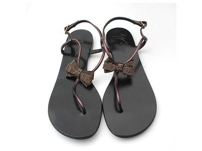 Sandali con cinturino nero Giuseppe Zanotti - vista 2
