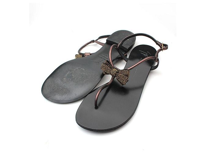 Sandali con cinturino nero Giuseppe Zanotti - vista 3