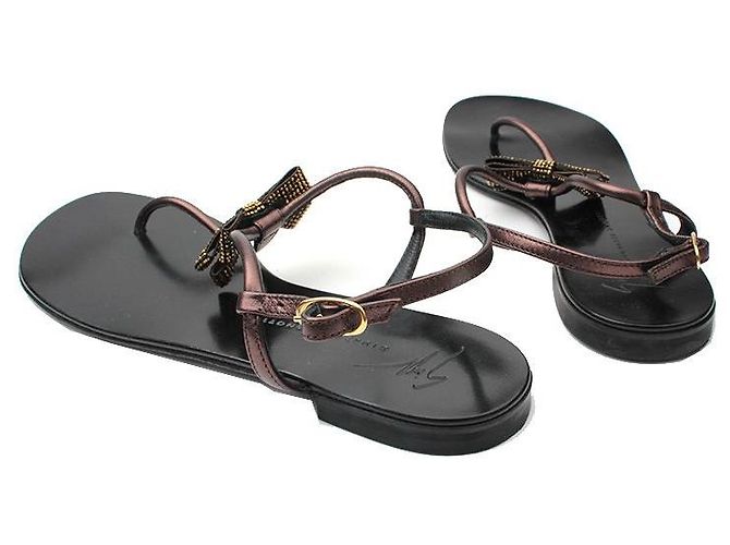 Sandali con cinturino nero Giuseppe Zanotti - vista 4