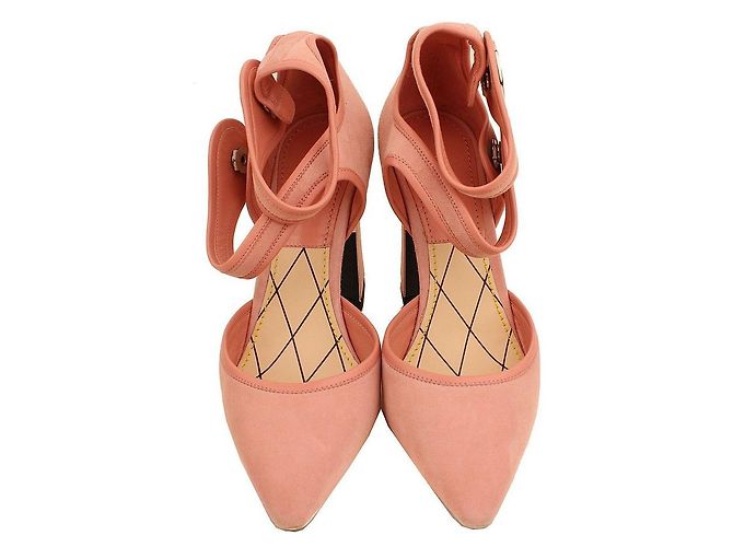 Louis Vuitton Sandali con cinturino alla caviglia in suede rosa e logo LV in argento - vista 2